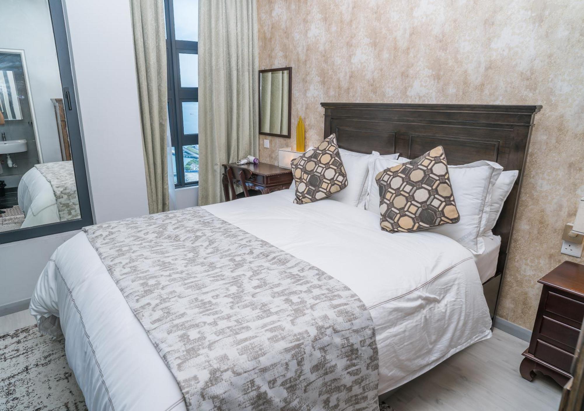 Petronella Suites Apartment @ Jesselton Quay Κότα Κιναμπαλού Εξωτερικό φωτογραφία